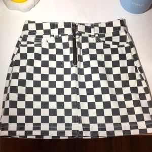 Checkered mini skirt